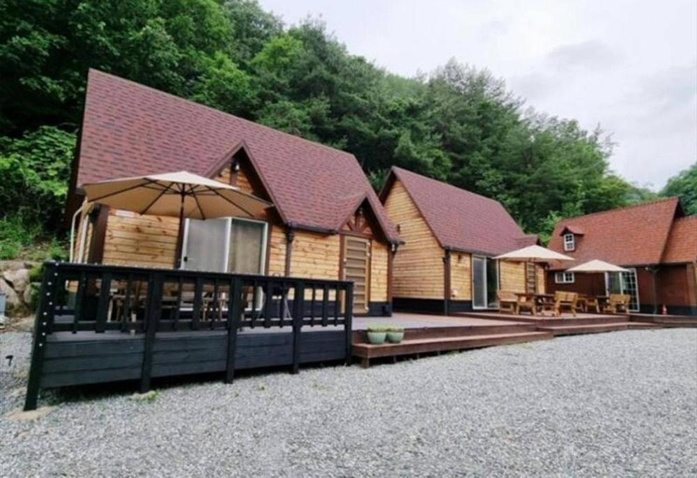 Yanggu Byeolha Pension Экстерьер фото